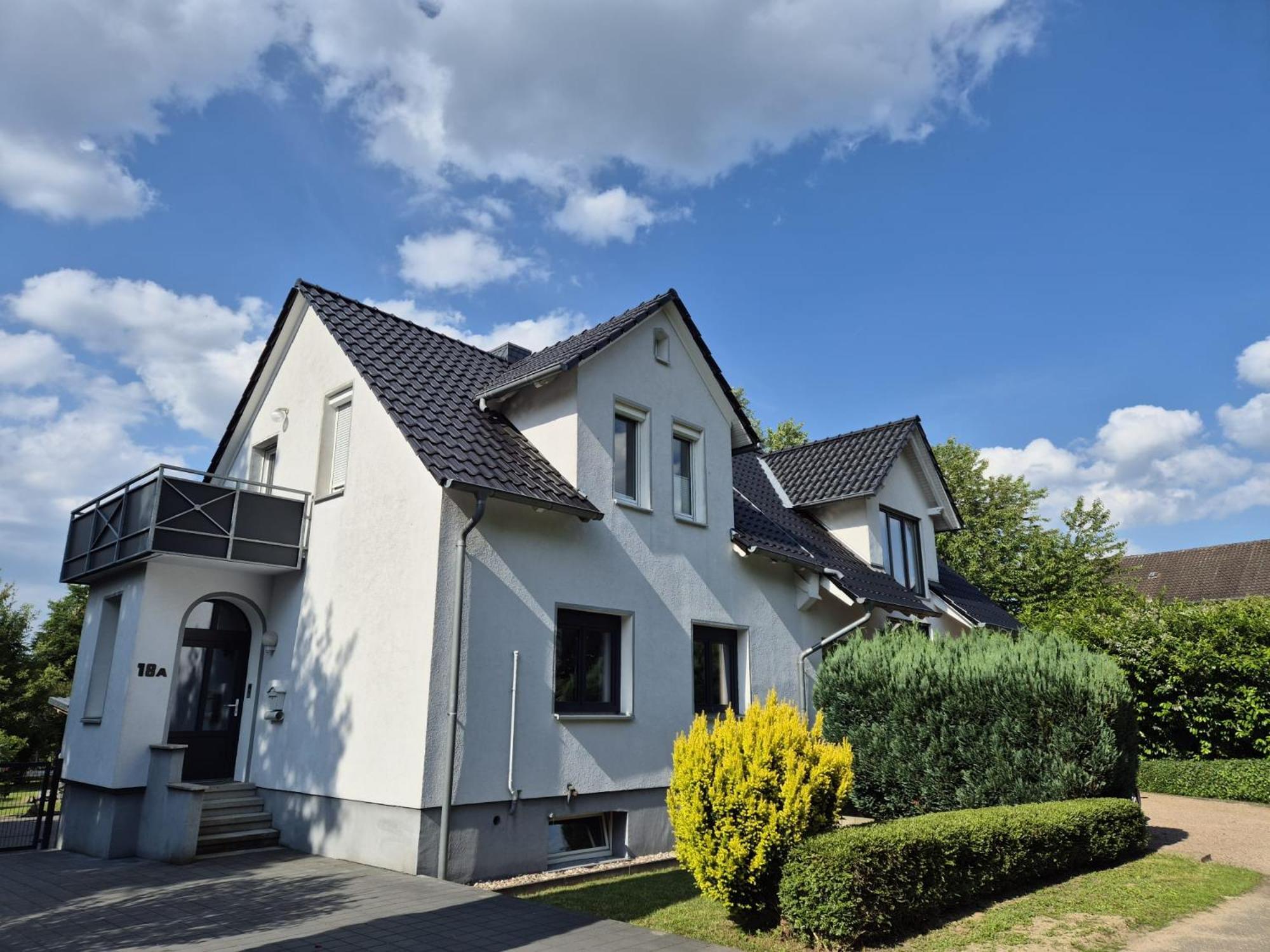 Ferienwohnung Suedstadt-Oase Бад-Эйнхаузен Экстерьер фото